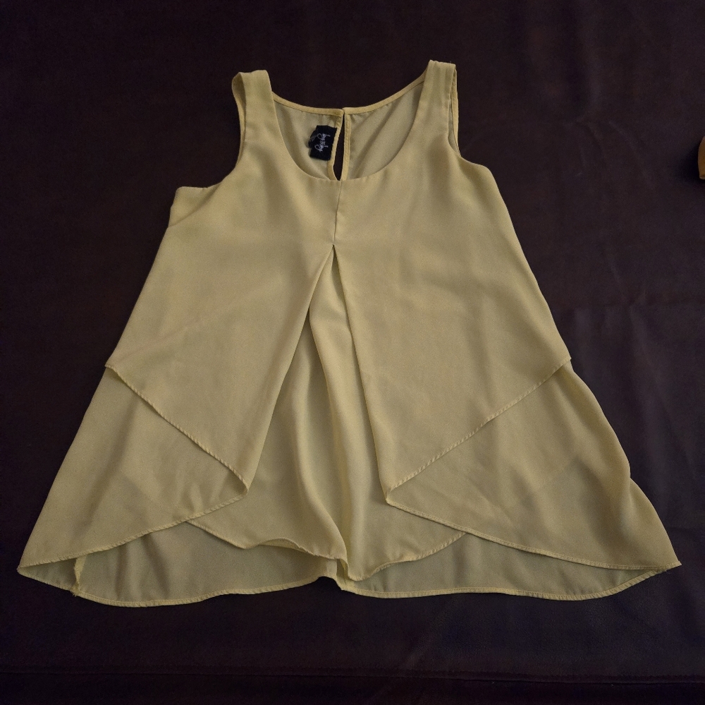 Yellow dress shirt